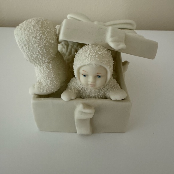 Snowbabies Winter Surprise 1987~ no box - Picture 2 of 4